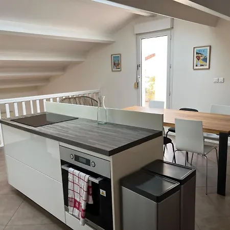 Grand Duplex, Terrasse Vue Et Montagne 앙티브